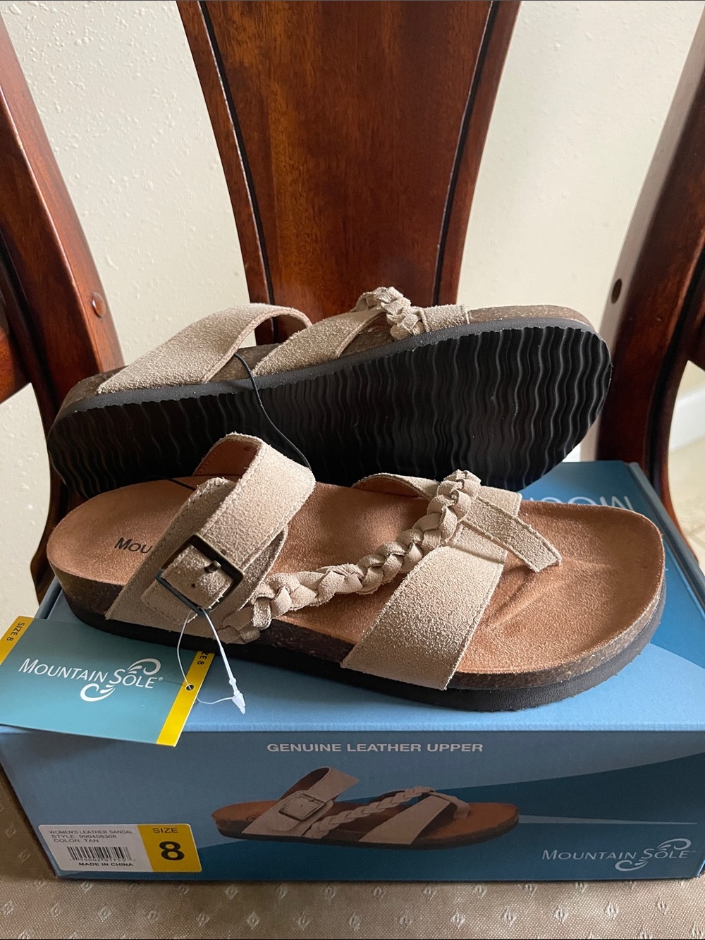 New with Tags Mountain Sole Women's Leather Sandals - Tan (Size 8) - Picture 3 of 9